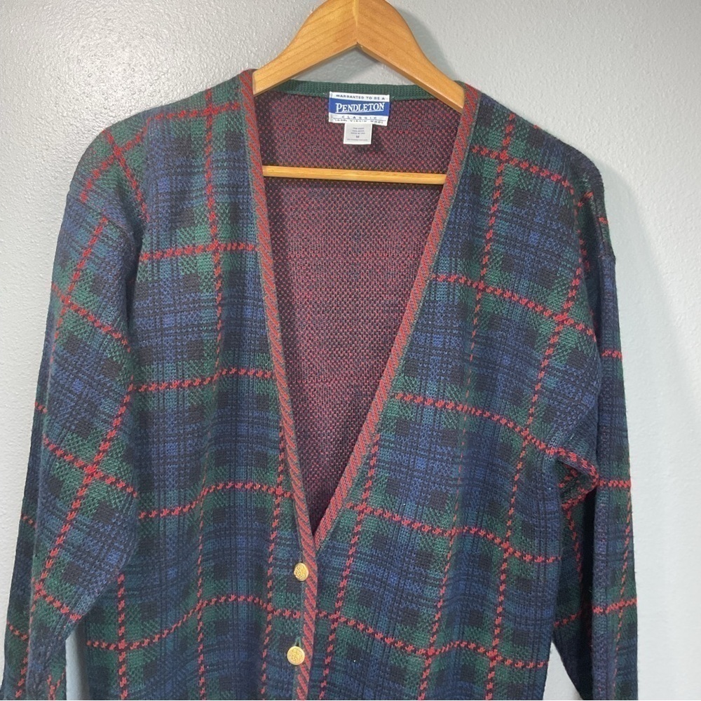 Pendleton Woman's Cardigan Sweater Medium Plaid V Neck Wool Vintage Made in USA - Picture 3 of 6